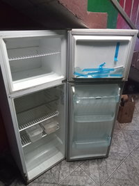 geladeira aberta.jpg