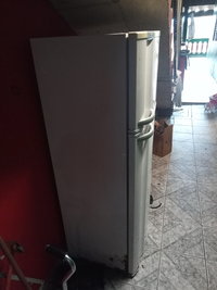geladeira lateral.jpg