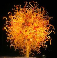 075842718-chihulysun.jpg