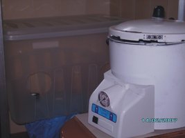 box auto clave.jpg