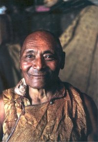 kangyur_rinpoche1-e1334162710232.jpeg