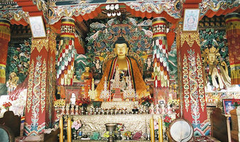 buddha_altar2.jpg