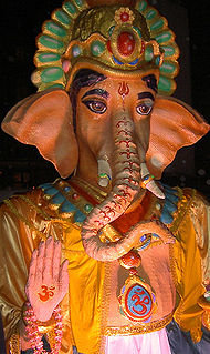 aupload.wikimedia.org_wikipedia_commons_thumb_0_03_Ganesha_divali.jpg_190px_Ganesha_divali.jpg