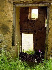 adriller.blogs.com_photos_uncategorized_a_porta.jpg