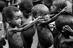 ainternationalhealthrelief.files.wordpress.com_2011_04_hunger.jpg
