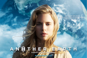 acdn.blogosfere.it_horror_images_Another_20Earth_20cinema.jpg