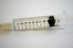 amushplanet.com_sites_mushplanet_files_images_syringecloseup.jpg