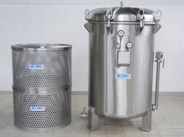 autoclave.jpeg