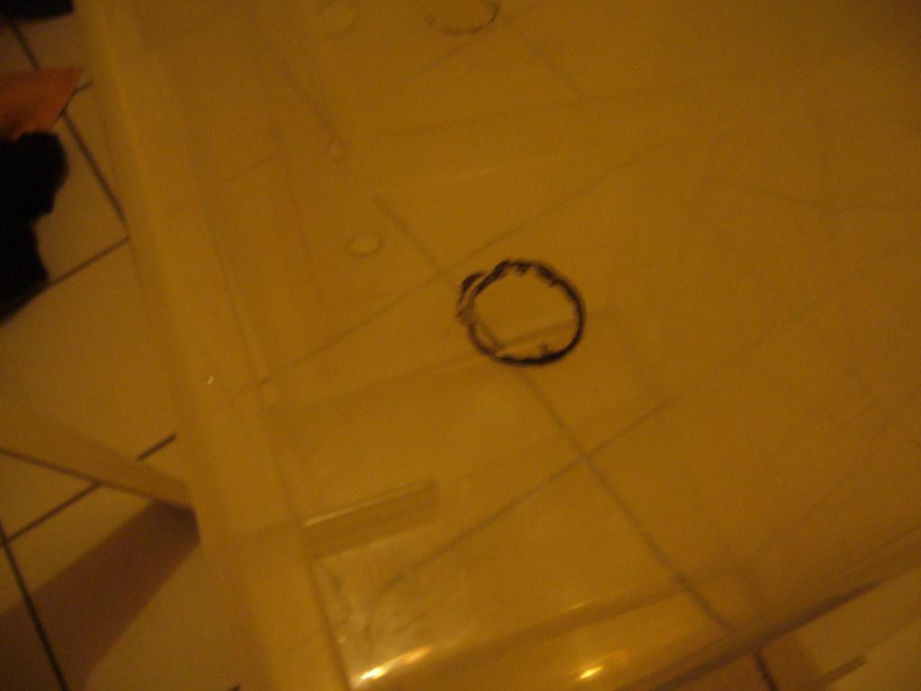 4-buraco no plastico.JPG