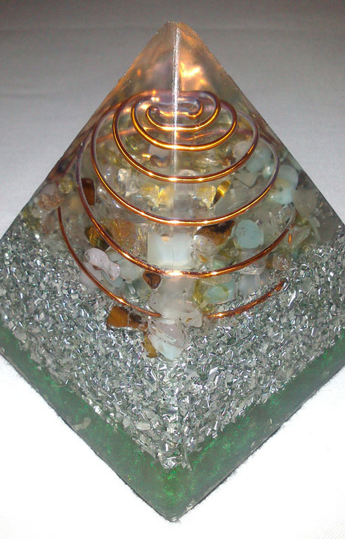 Coiled-Bed-of-Crystals-Orgonite-Pyramid11.jpg